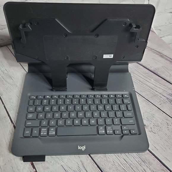 Logi Tablet Keyboard - Picture 1 of 3